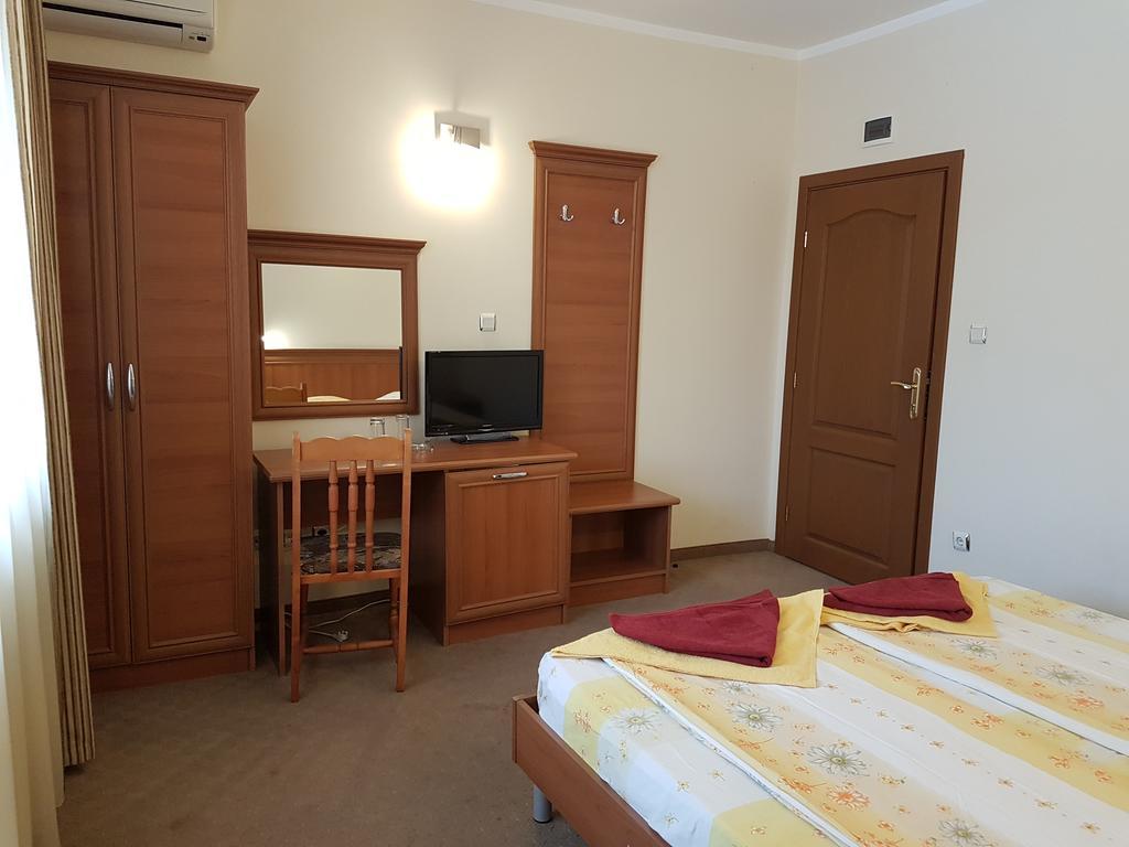 Guest House Markovi Aheloy Exterior photo