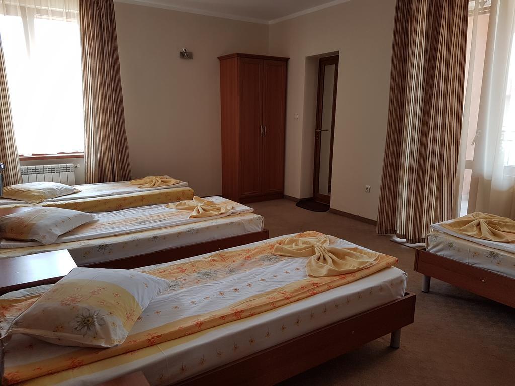 Guest House Markovi Aheloy Exterior photo