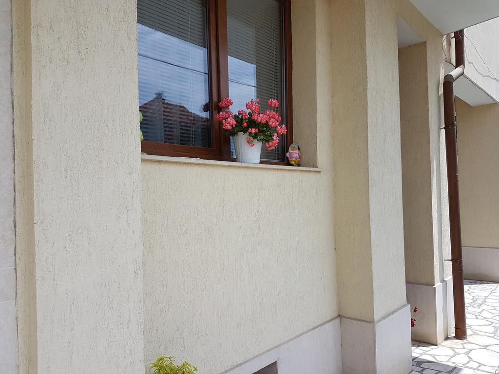 Guest House Markovi Aheloy Exterior photo